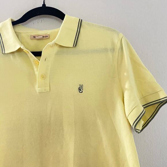 John Varvatos Star USA Piqué Cotton Polo in Lemon Rind sz Medium - Picture 2 of 7